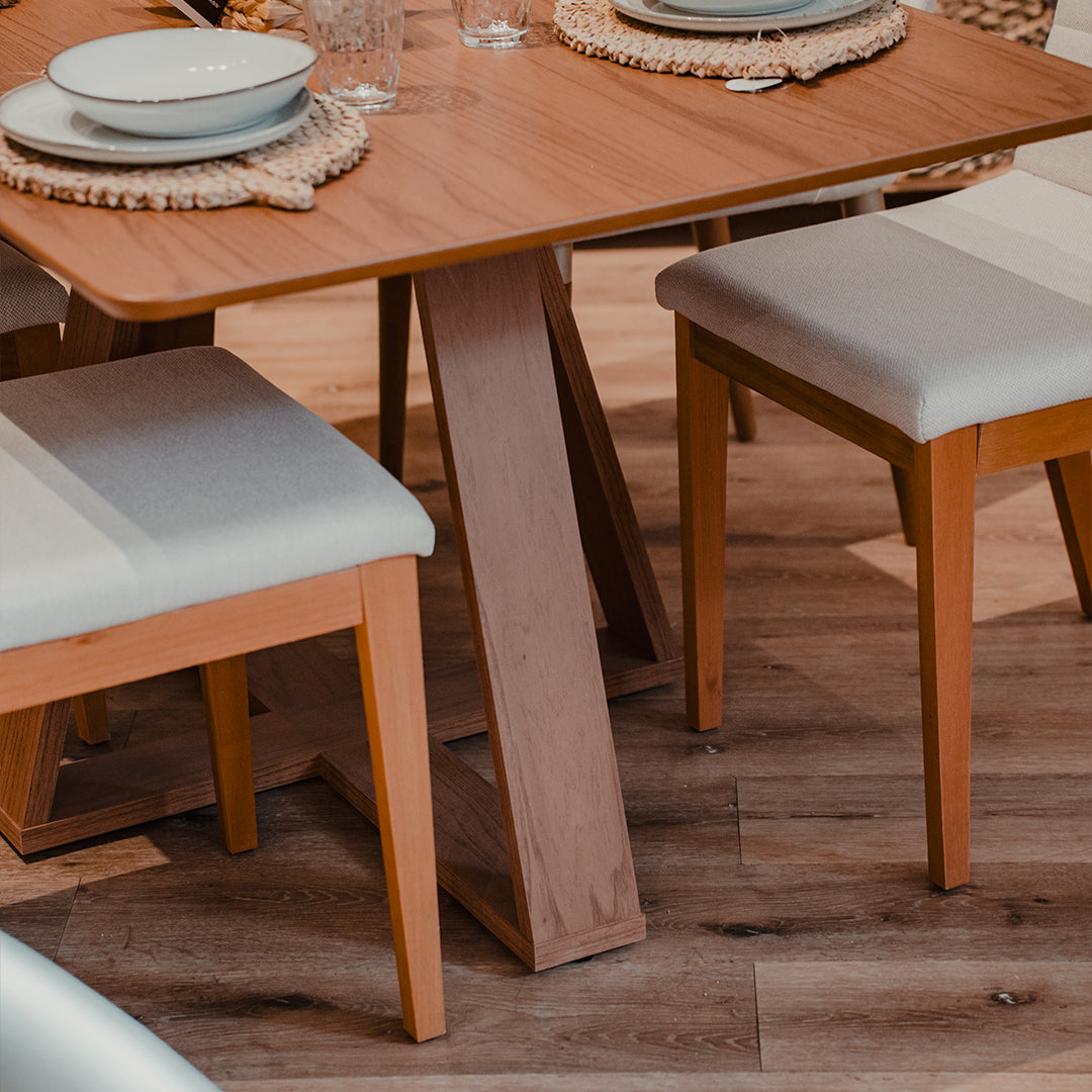 Mesa de Comedor Aura 1.35 - Marrón