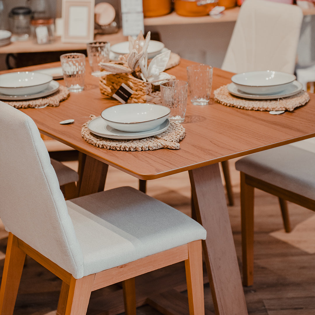 Mesa de Comedor Aura 1.35 - Marrón