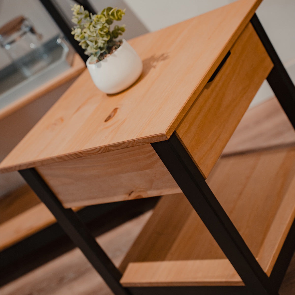 Mesa De Luz Madera 1 Cajón Línea Denver