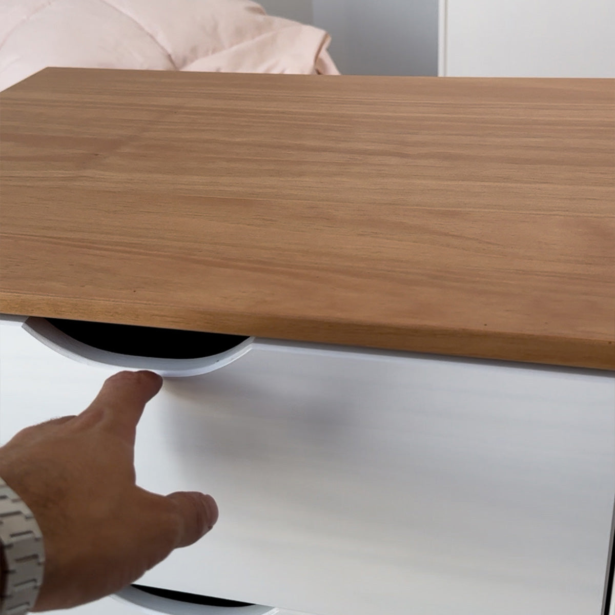 Cómoda 4 Cajones - Línea Praga - Roble/Blanco