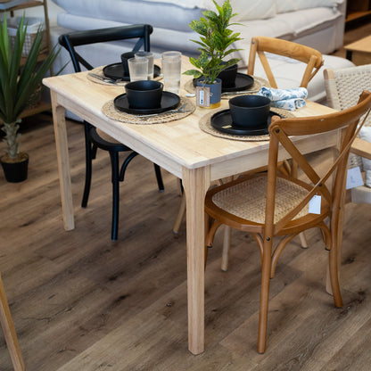 Mesa de comedor - Madera maciza 150 cm Bolonia - Línea Serena