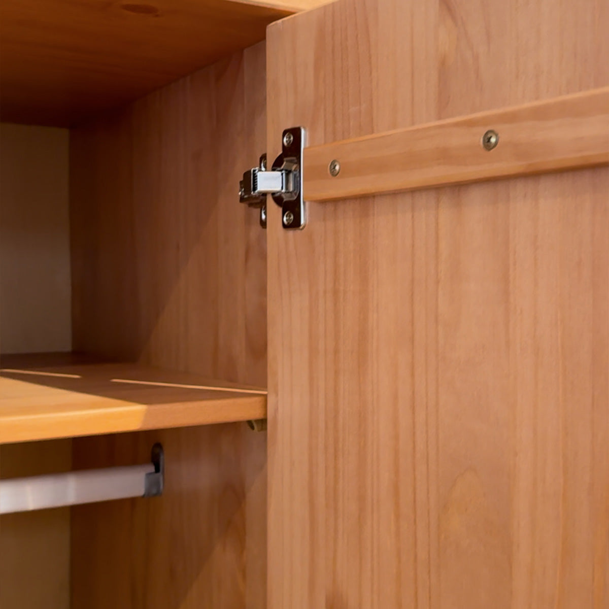 Ropero - 4 Puertas - 4 Cajones - Línea Praga - Roble