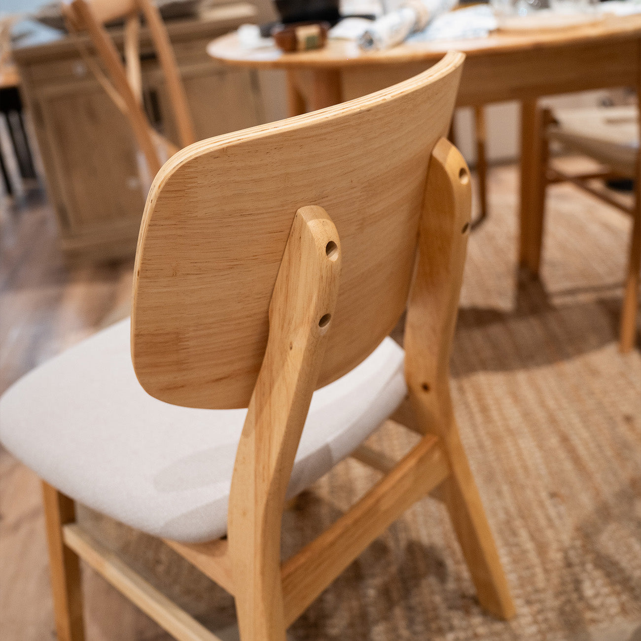 Silla de Comedor Madera natural Arcadia - Línea Serena