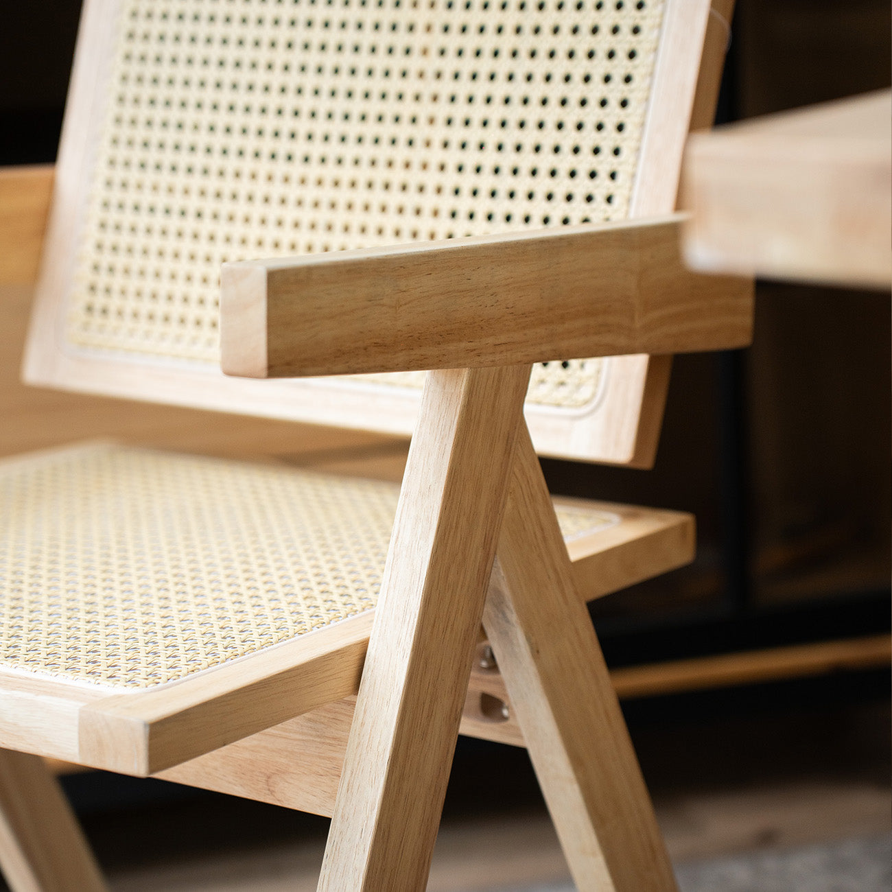 Silla de Comedor Madera natural Inari - Línea Serena